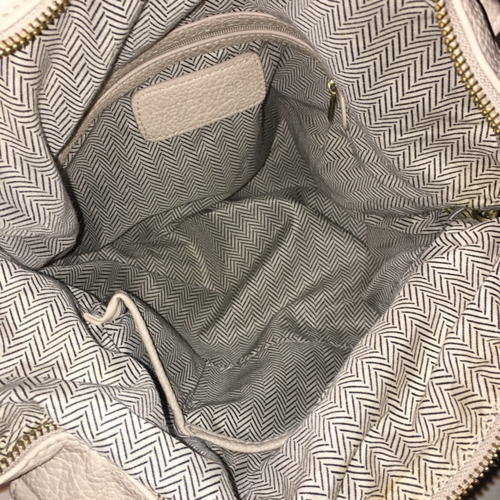 Cute Steve Madden tote bag! - Picture 2 of 4
